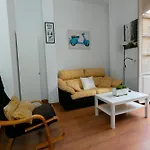 Loft Con Balcon En El Centro Historico De *