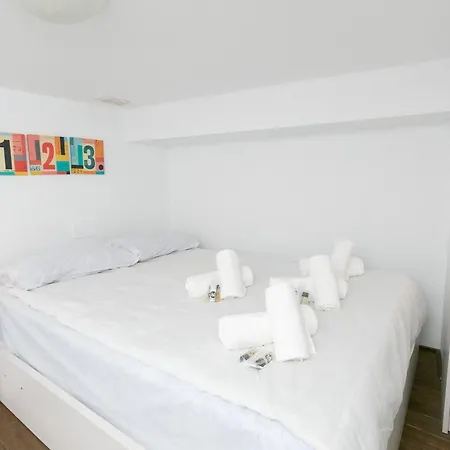 Loft Con Balcon En El Centro Historico De Málaga