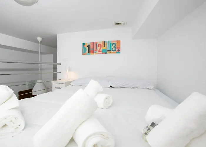 Loft Con Balcon En El Centro Historico De Málaga